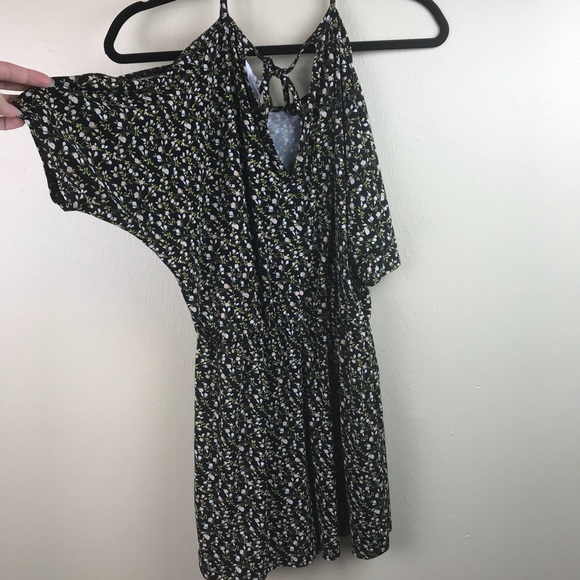 BCBGeneration cold shoulder floral print romper - Picture 5 of 6